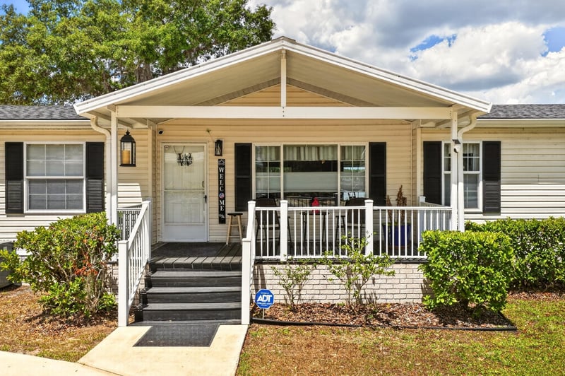Photo 12 of 141 Kitty Ave, Interlachen, FL 32148, photographed by Megapixeler