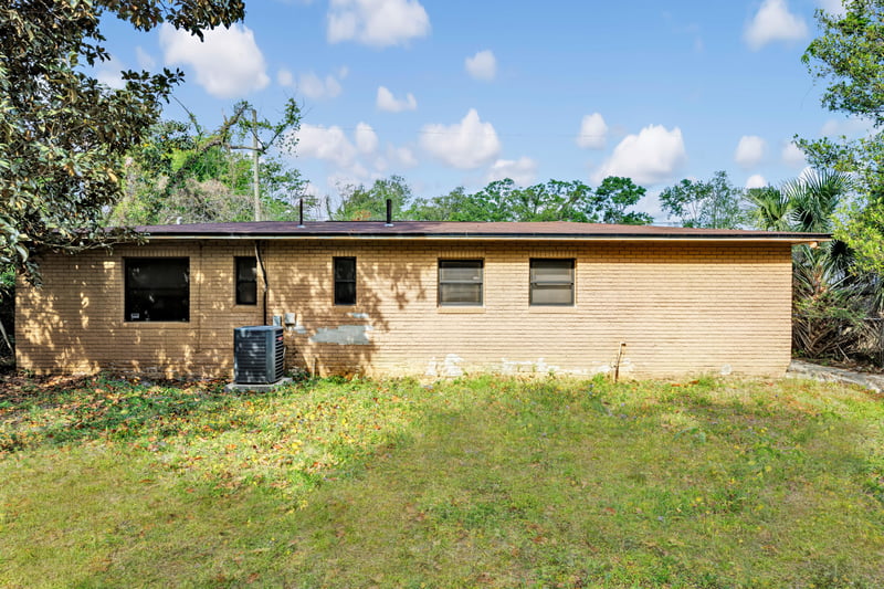 Photo 31 of 10303 Elmhurst Dr, Jacksonville, FL 32218, photographed by Megapixeler