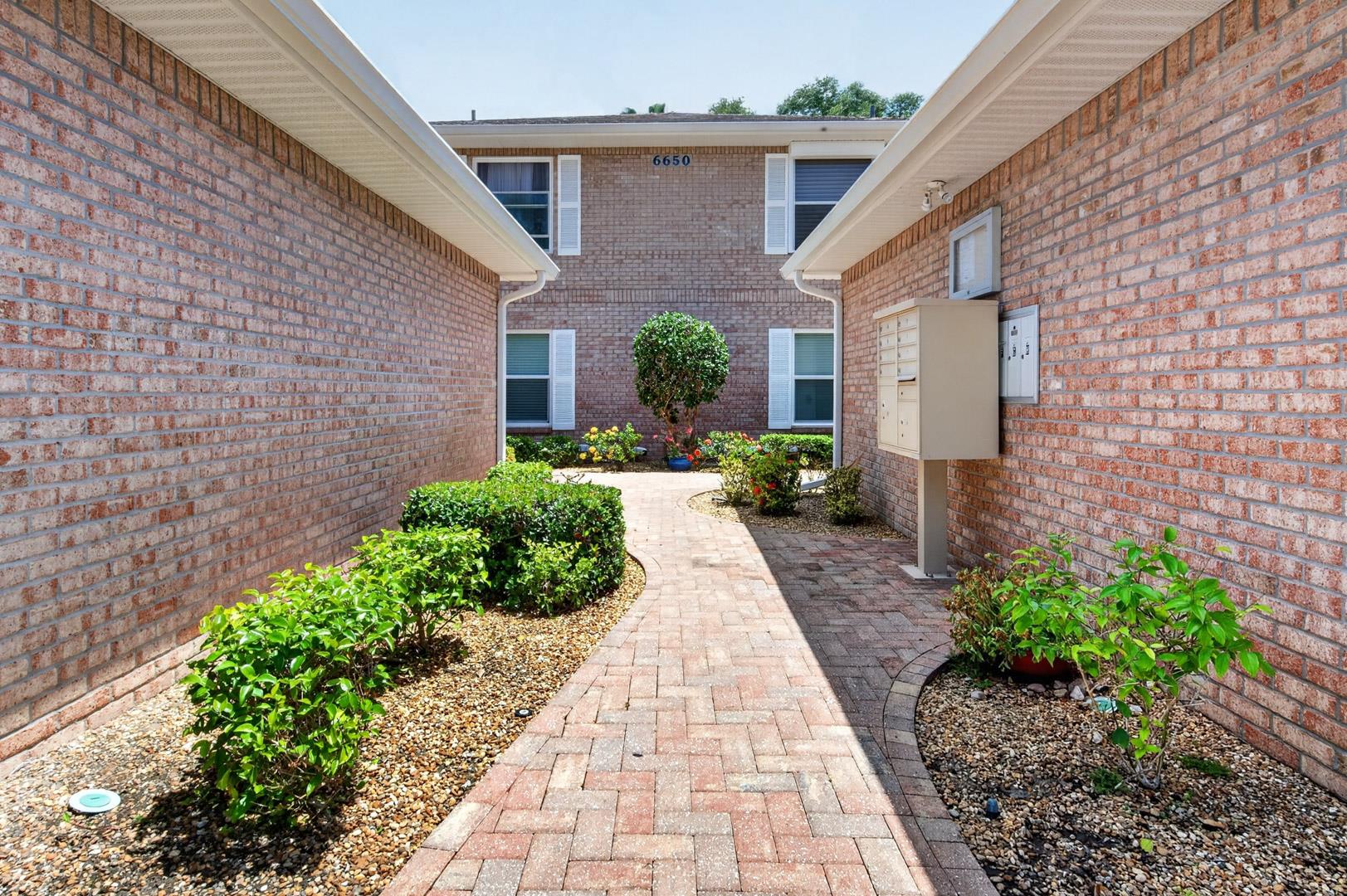6650 Ilex Cir, photo 26