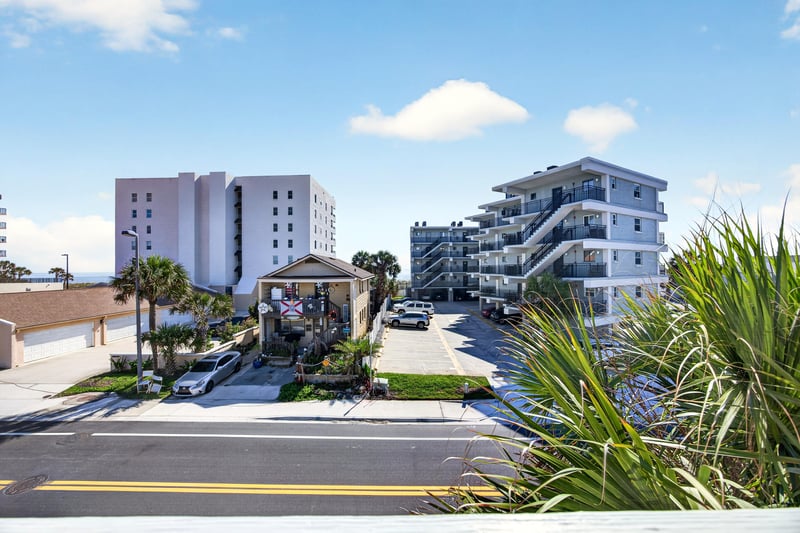Photo 27 of 724 1st St S, Jacksonville Beach, FL 32250, photographed by Megapixeler