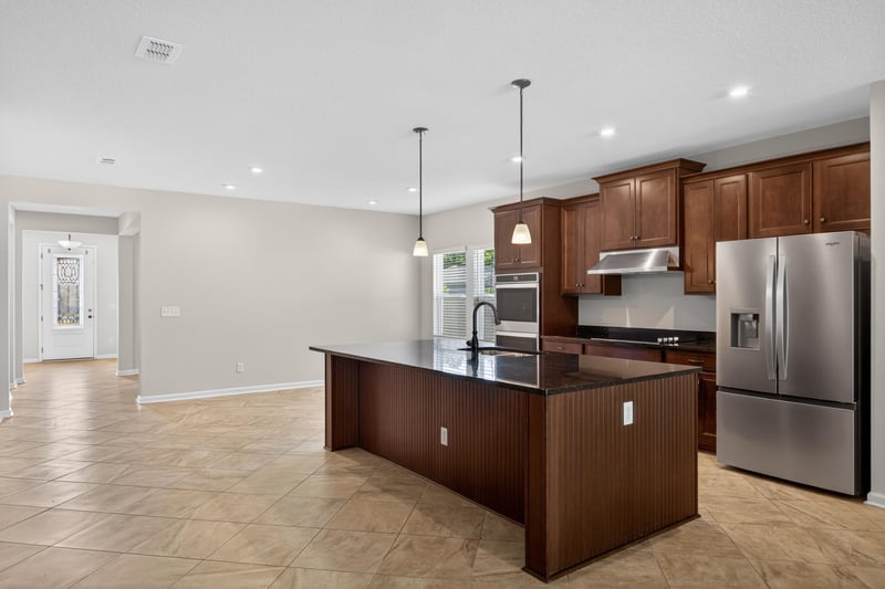 Photo 10 of 1486 Panther Lk Pkwy, Jacksonville, FL 32221, photographed by Megapixeler