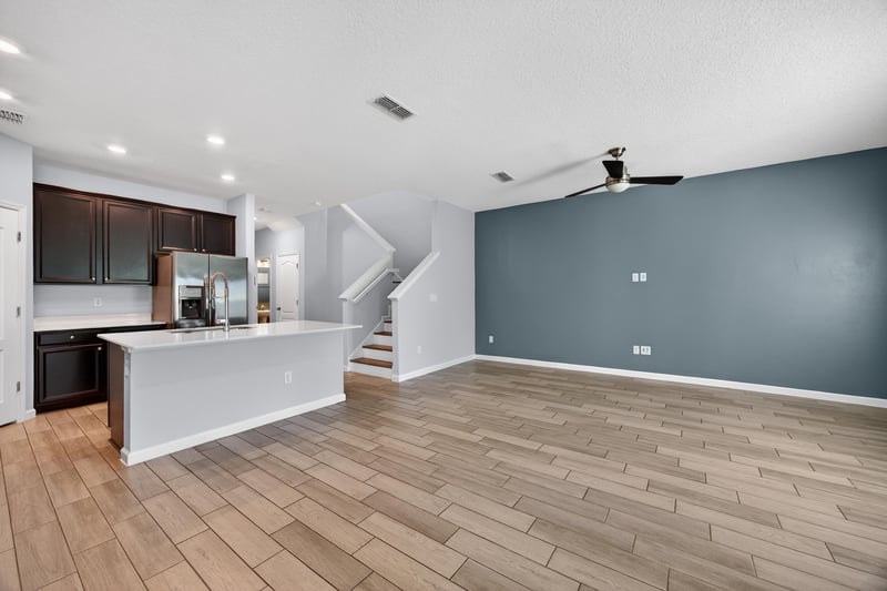 Photo 13 of 12678 Josslyn Ln, Jacksonville, FL 32246, photographed by Megapixeler
