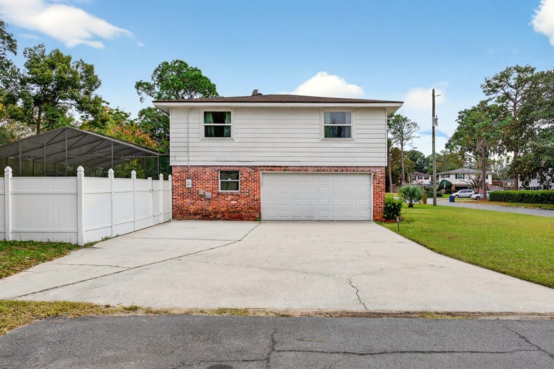 Photo 7 of 3905 Meek Dr, Jacksonville, FL 32277, photographed by Megapixeler