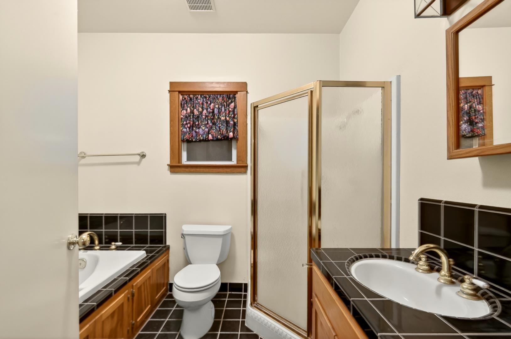 435 N Alta Ave, photo 49