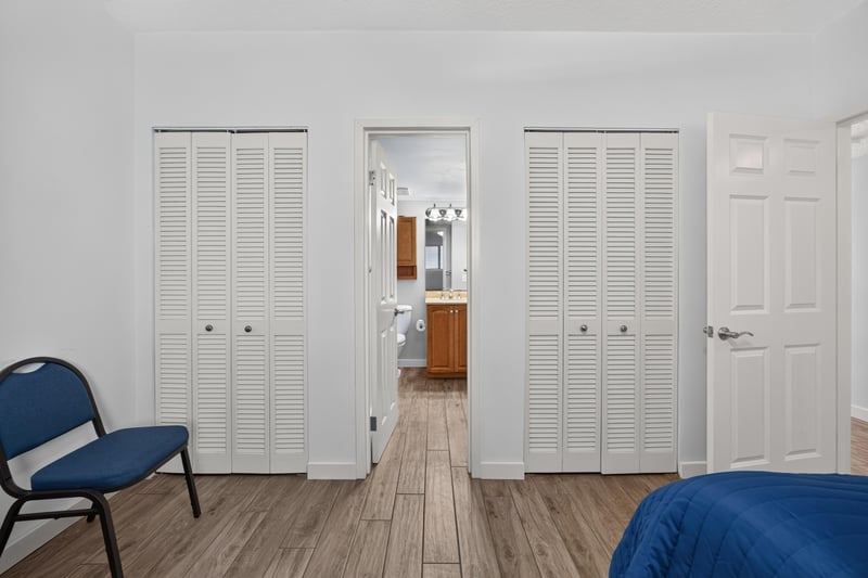 Hallway closets outside bathroom at 601 1st St S, Jacksonville Beach