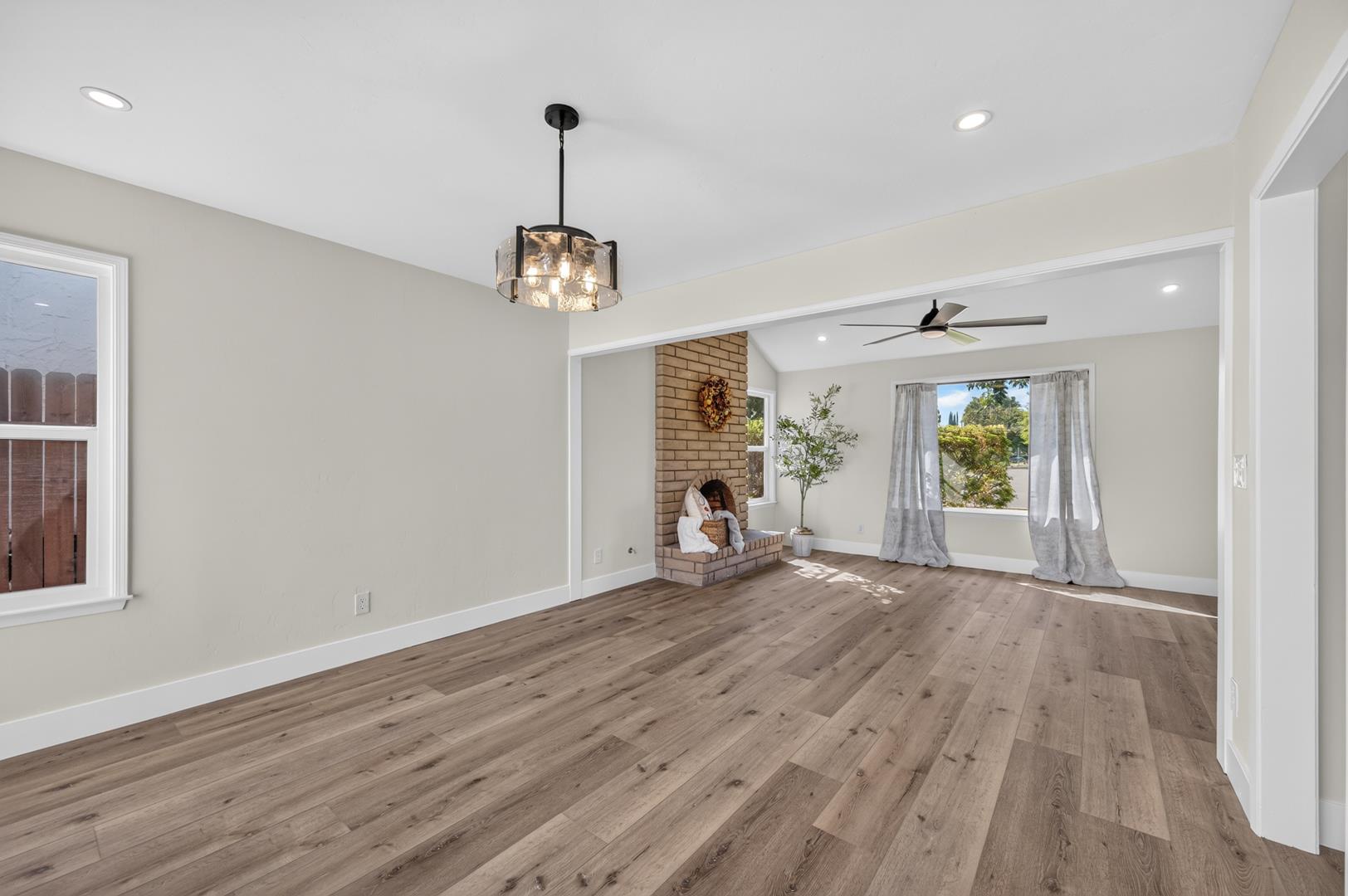 3208 E Palo Alto Ave, photo 25