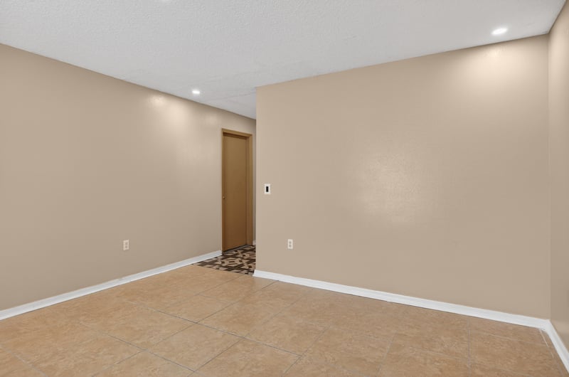Photo 39 of 5537 Shady Pine St S, Jacksonville, FL 32244, photographed by Megapixeler