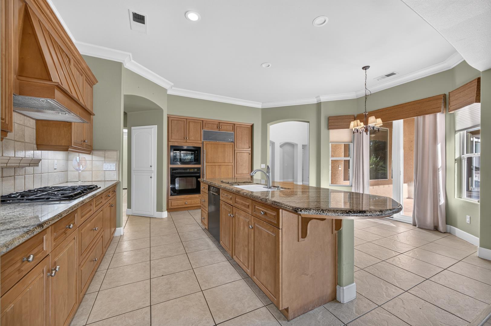 11 W Jordan Ave, photo 31