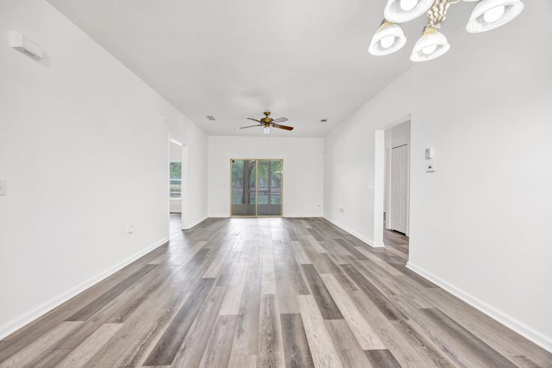 Photo 10 of 3641 Kirkpatrick Cir, Jacksonville, FL 32210, photographed by Megapixeler