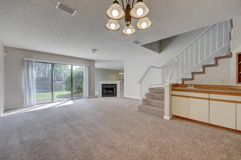 Set11Interior Custom Settings at 3801 Crown Point Rd unit 2132, Jacksonville, FL 32257
