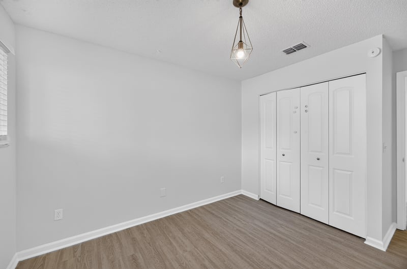 Closet and bedroom corner at 3801 Crown Point Rd unit 2061, Jacksonville, FL 32257