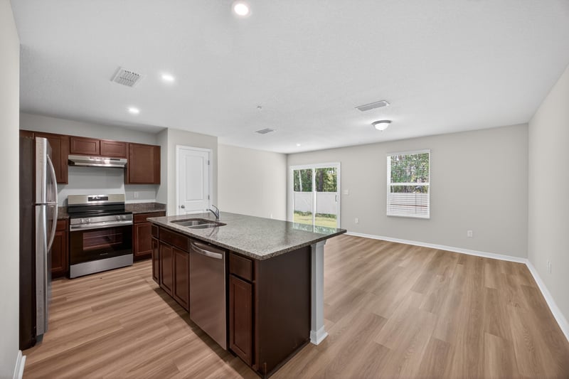 Photo 16 of 7650 Mailes Ct, Jacksonville, FL 32210, photographed by Megapixeler