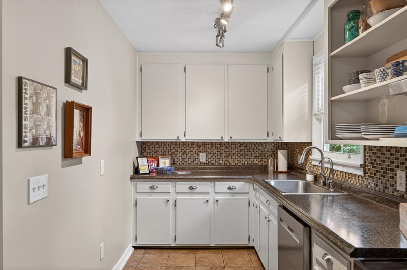Photo 13 of 1573 Charon Rd, Jacksonville, FL 32205, photographed by Megapixeler