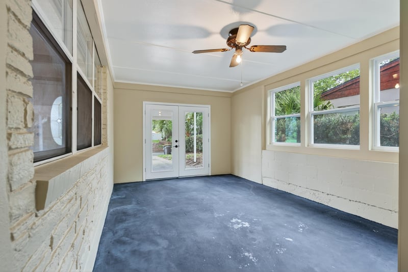 Photo 32 of 6191 Mercer Cir E, Jacksonville, FL 32217, photographed by Megapixeler