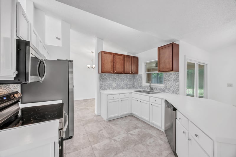 Photo 19 of 9100 Castle Rock Dr, Jacksonville, FL 32221, photographed by Megapixeler