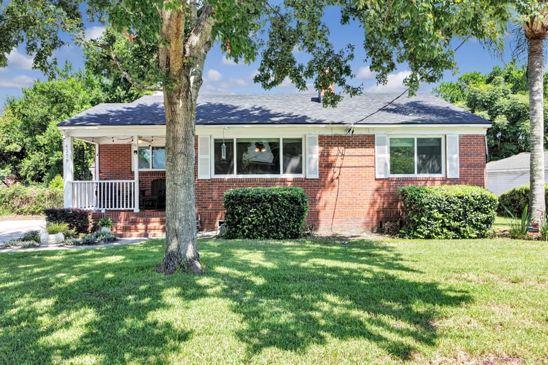 Photo 2 of 4579 Birchwood Ave, Jacksonville, FL 32207, photographed by Megapixeler