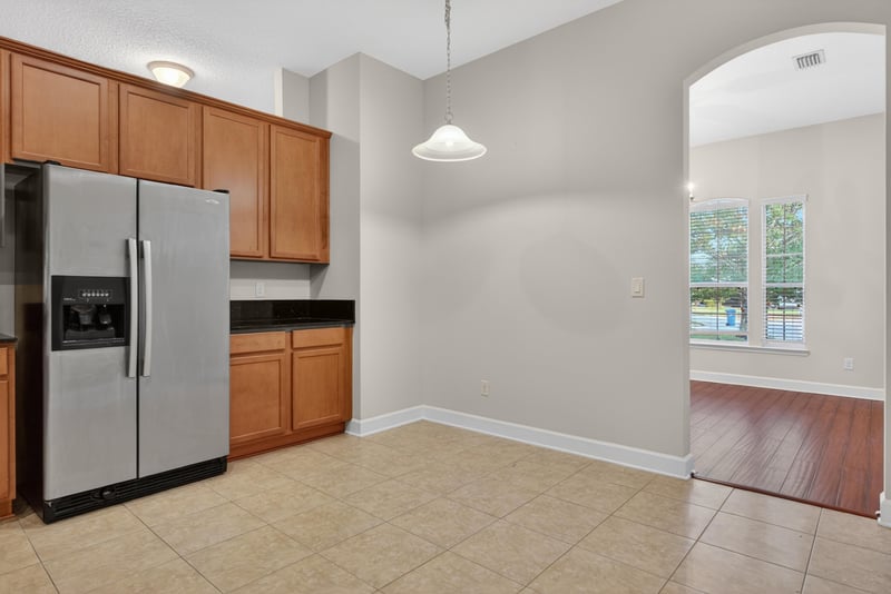Breakfast Nook at 222 Linda Lake Ln, St. Augustine, FL 32095