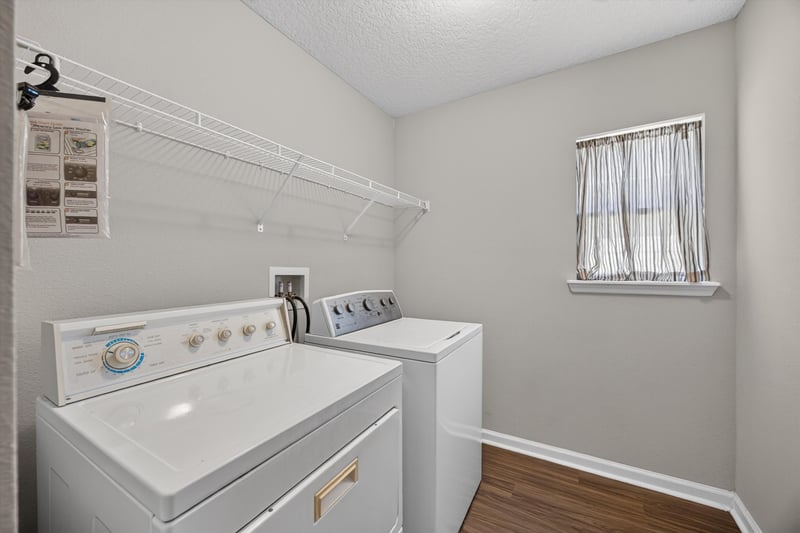 Laundry room with washer and dryer at 7118 Preston Pnes Trl, Jacksonville, FL