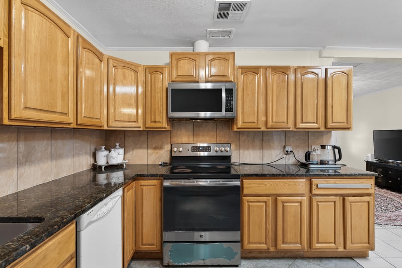 Photo 18 of 5933 Green Hill Ln, Jacksonville, FL 32211, photographed by Megapixeler