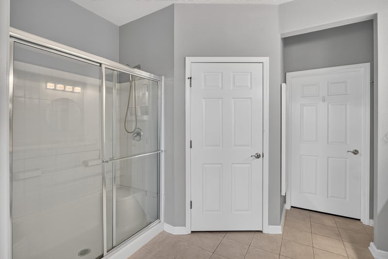 Bathroom shower and tile floor at 11251 Campfield Dr unit 4209, Jacksonville, FL 32256