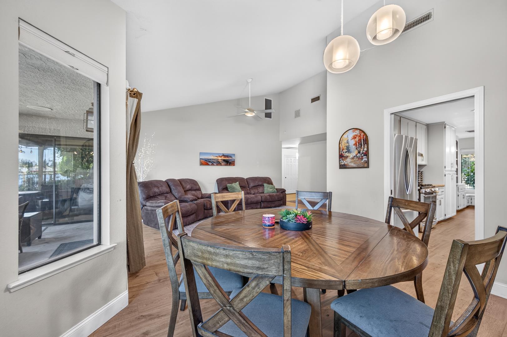 813 E Catalina Cir, photo 34