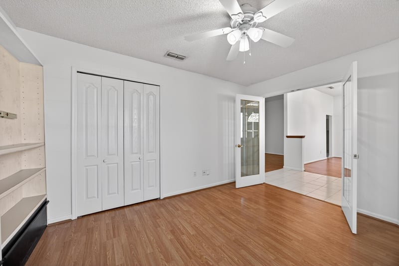 Photo 20 of 985 Sweetwood Ct, Orange Park, FL 32065, photographed by Megapixeler