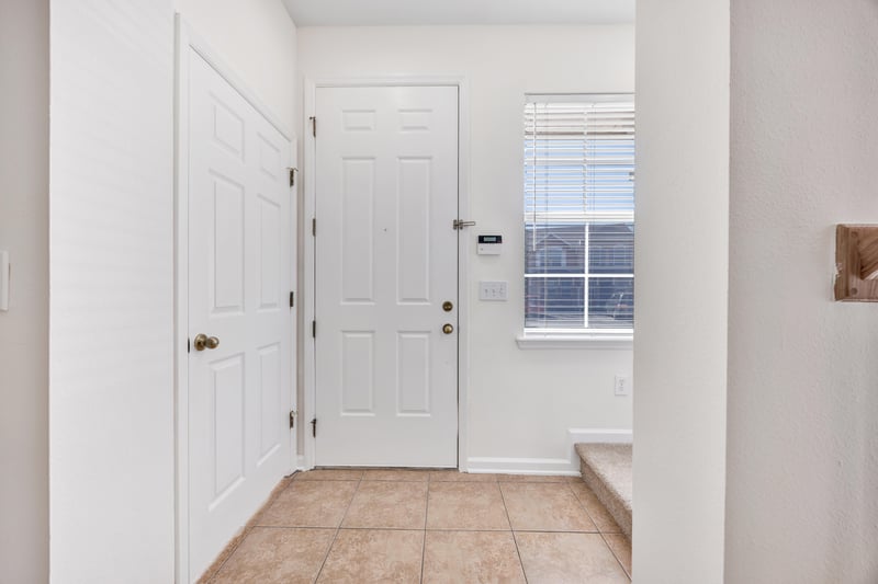 Photo 7 of 13033 Sunset Lake Dr, Jacksonville, FL 32258, photographed by Megapixeler