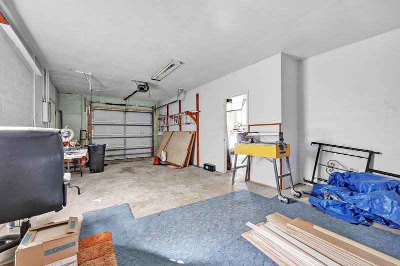 Photo 43 of 450 Taylor Ave, Orange Park, FL 32065, photographed by Megapixeler