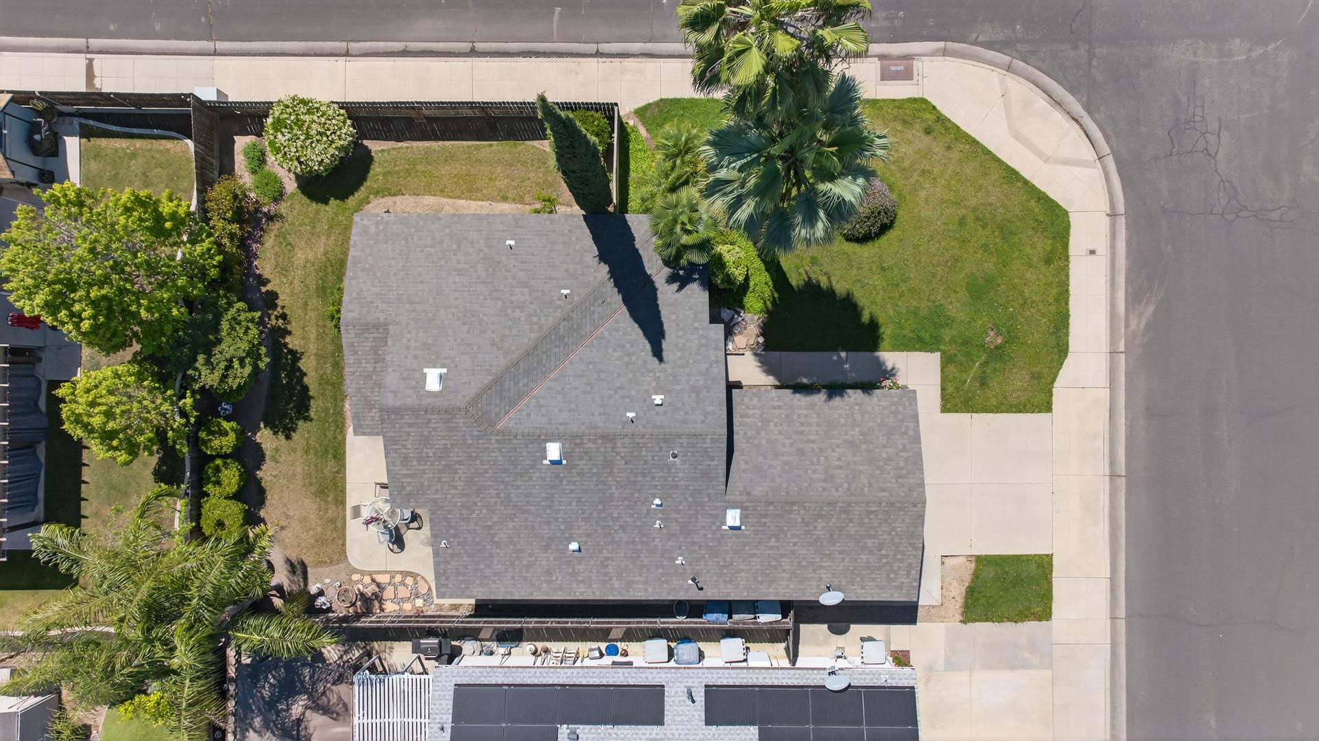 2335 Golden Ave, photo 12