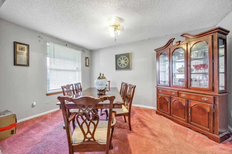 Photo 10 of 8628 Mayall Dr, Jacksonville, FL 32220, photographed by Megapixeler