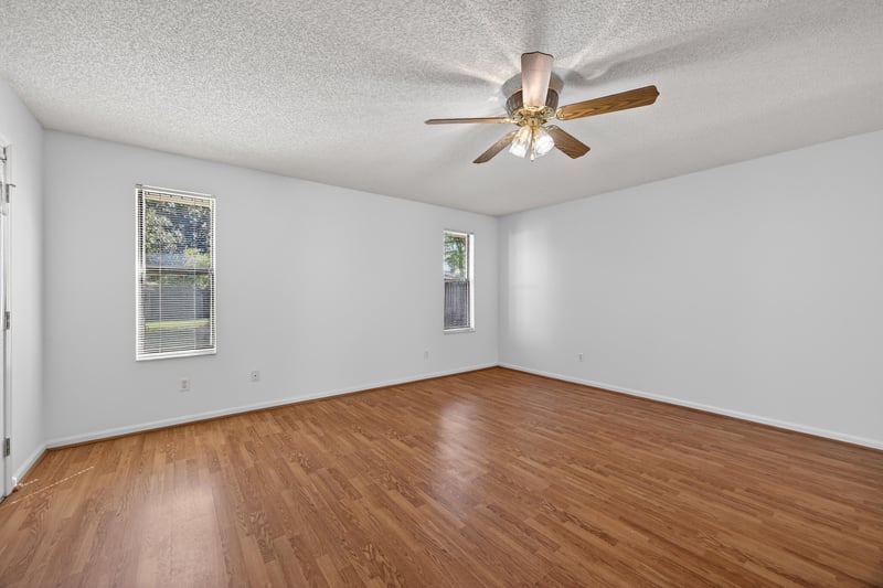 Photo 22 of 985 Sweetwood Ct, Orange Park, FL 32065, photographed by Megapixeler