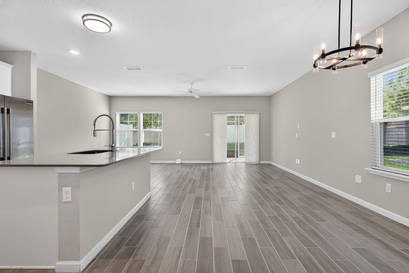 Photo 8 of 1687 Pottsburg Point Dr, Jacksonville, FL 32207, photographed by Megapixeler