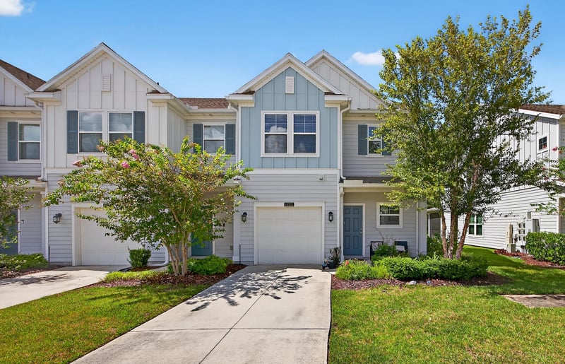 Photo 1 of 10302 Benson Lake Dr, Jacksonville, FL 32222, photographed by Megapixeler
