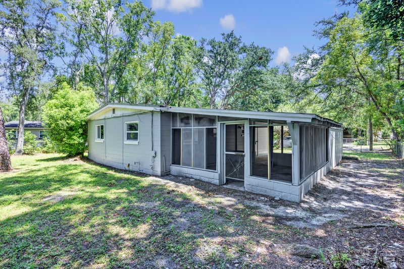 Photo 27 of 8916 Yeoman Dr, Jacksonville, FL 32208, photographed by Megapixeler