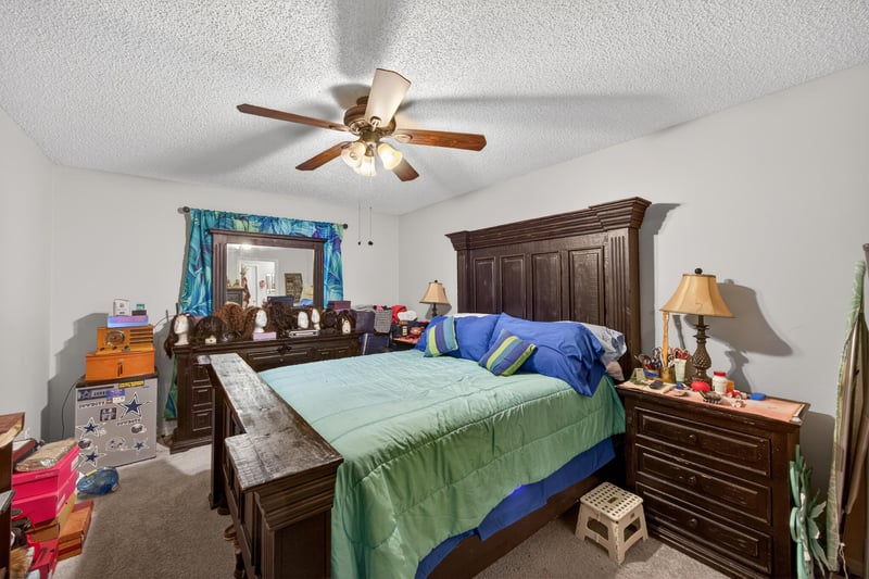 Photo 34 of 8849 Victoria Landing Dr W, Jacksonville, FL 32208, photographed by Megapixeler