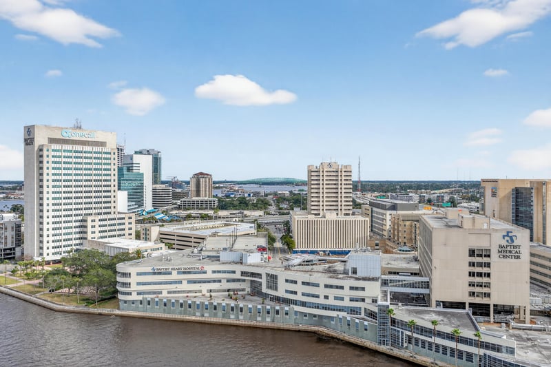 Photo 32 of 841 Prudential Dr, Jacksonville, FL 32207, photographed by Megapixeler