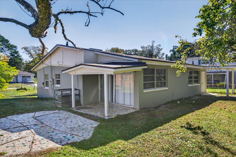 Photo 31 of 5822 Begonia Rd, Jacksonville, FL 32209, photographed by Megapixeler