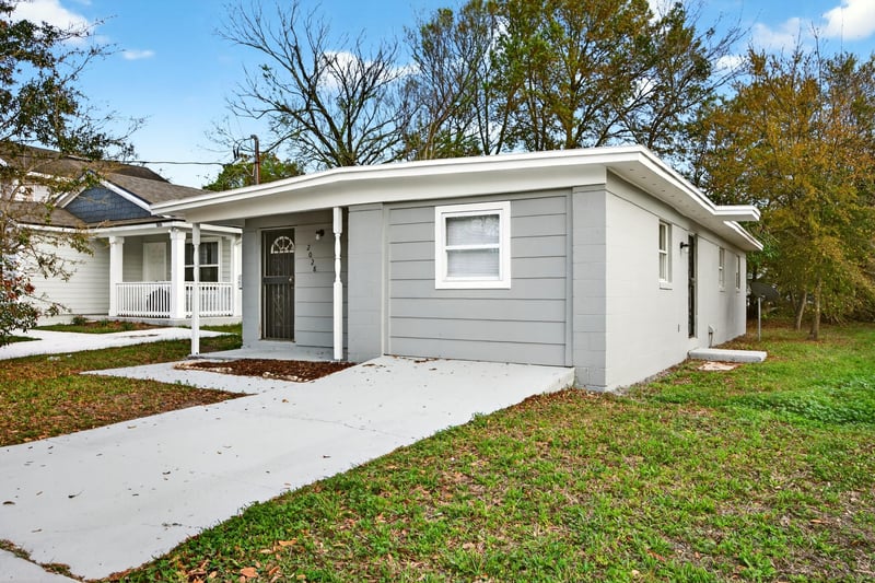 Photo 2 of 2028 Hartridge St, Jacksonville, FL 32209, photographed by Megapixeler
