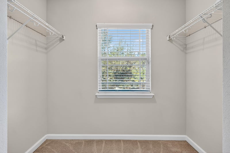 Photo 40 of 3902 Highgate Ct, Jacksonville, FL 32216, photographed by Megapixeler