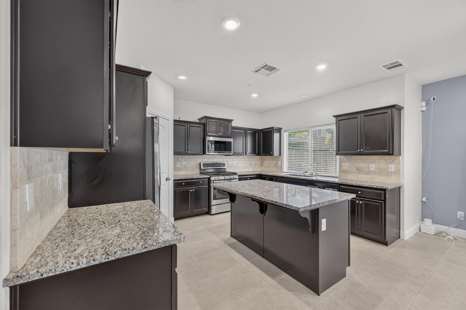 2148 La Canada Ave, photo 33