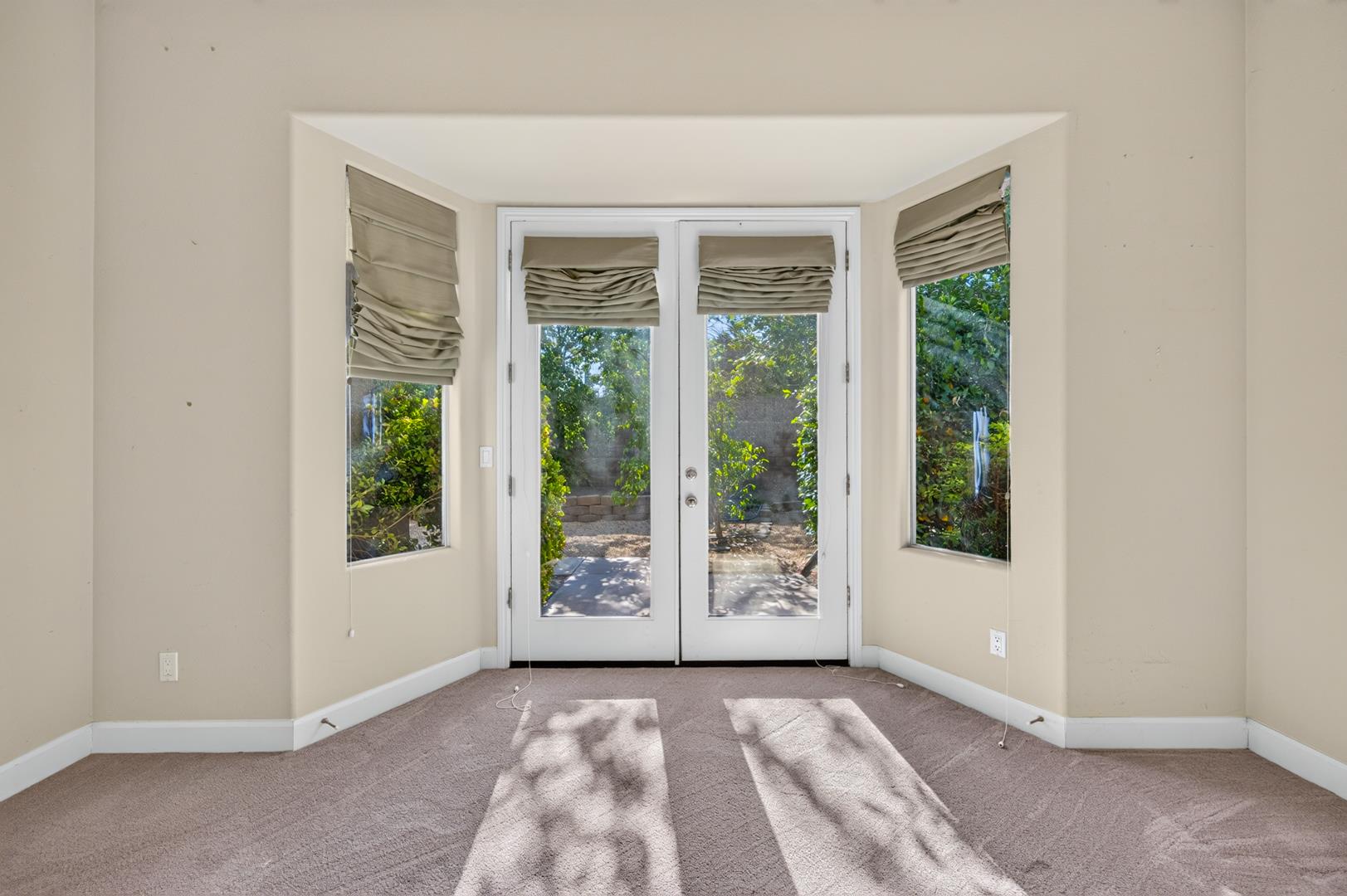 11 W Jordan Ave, photo 49