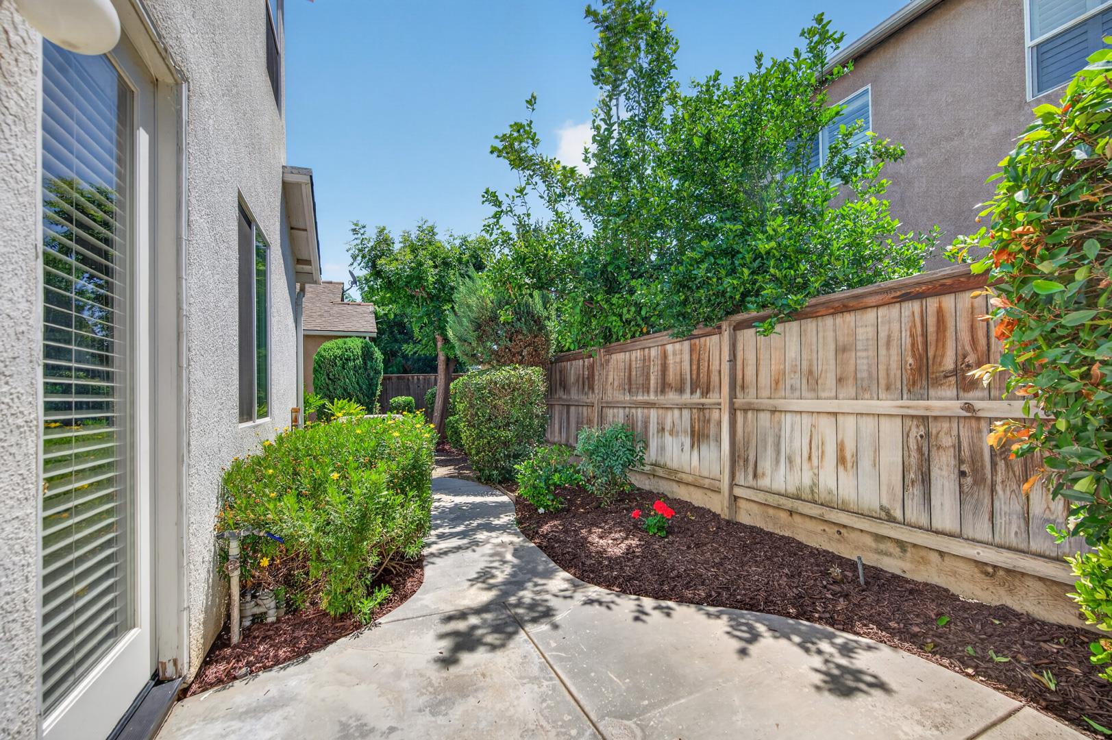 714 W Riviera Ln, photo 54