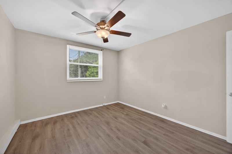 Bedroom 2 at 7124 Ponce De Leon Ave #5b, Jacksonville, FL 32217