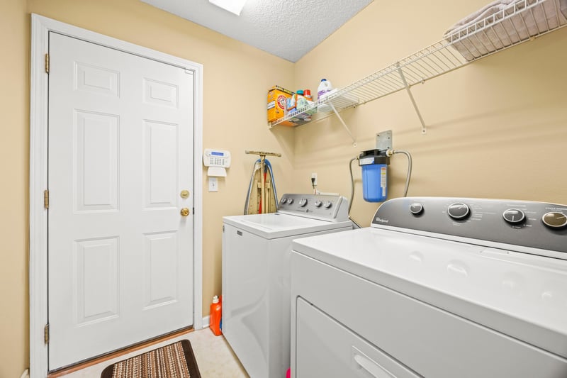 Photo 35 of 10907 Taurina Ridge Dr, Jacksonville, FL 32218, photographed by Megapixeler