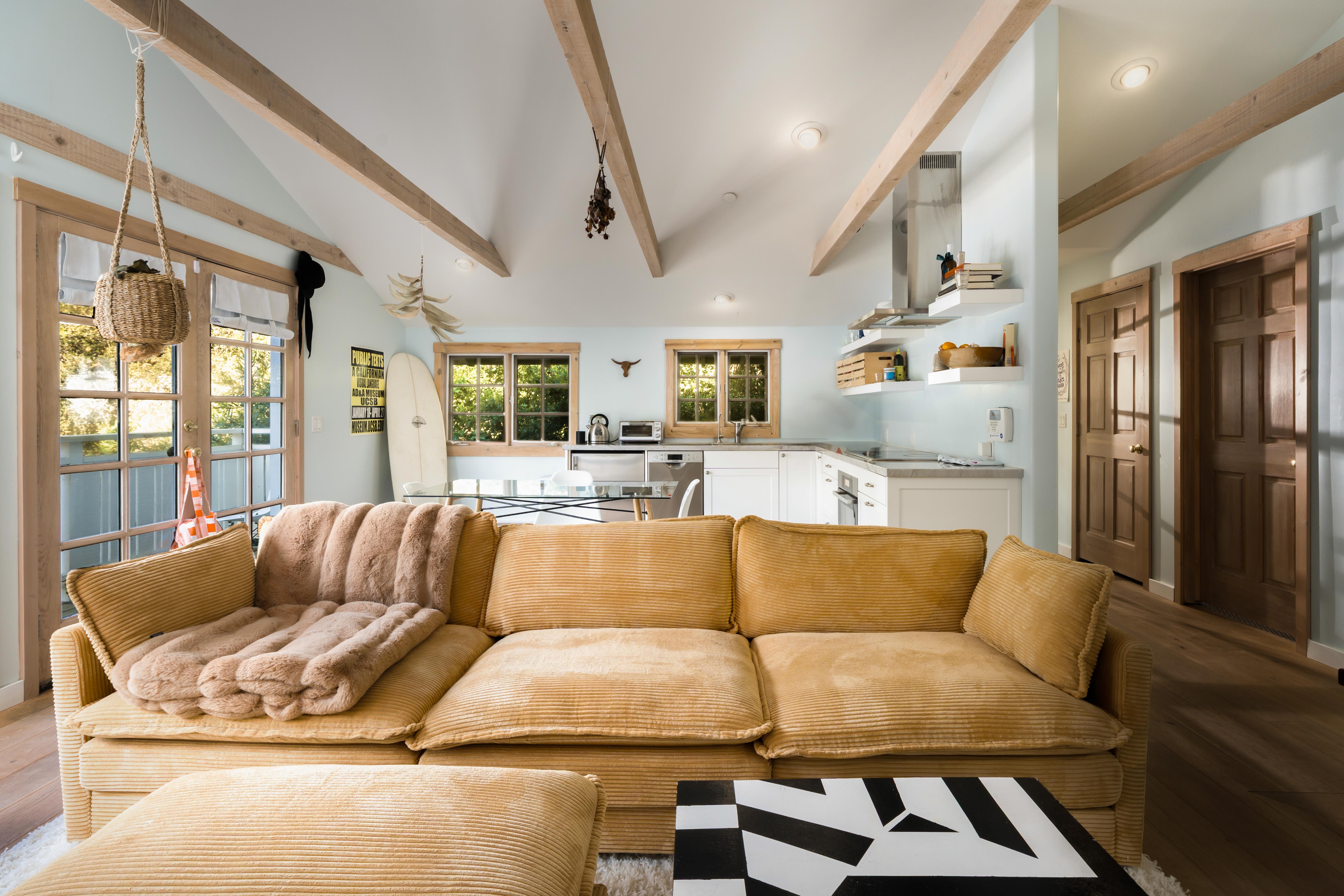 Twilight photography of luxury property at 2915 Hidden Valley Ln, Santa Barbara — deep blue dusk settles over the residence as interior warmth glows through the windows in this virtual tour photography series by VirTour Media, serving Carpinteria, Summerland, and the Carpinteria bluffs corridor. Our team captured still photography, aerial drone photography, and twilight photography from late afternoon through twilight.