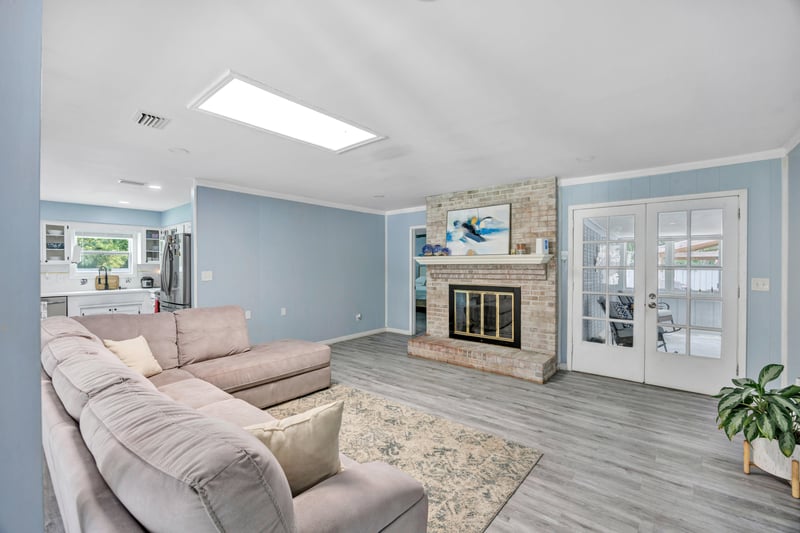 Photo 11 of 2980 Oak Rd, Orange Park, FL 32065, photographed by Megapixeler