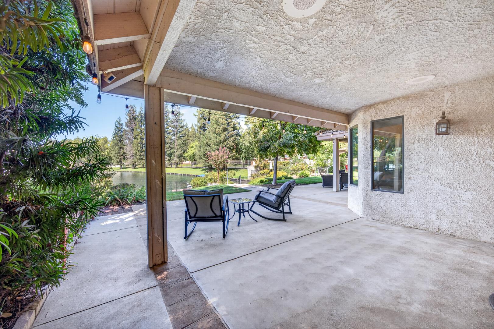 813 E Catalina Cir, photo 87