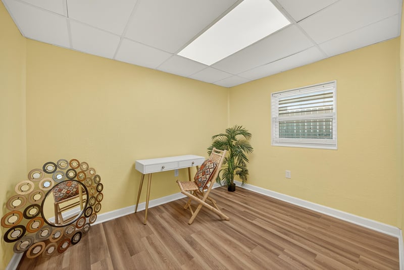 Photo 15 of 517 Renne Dr N, Jacksonville, FL 32218, photographed by Megapixeler
