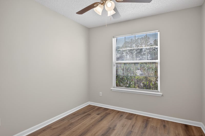 Photo 25 of 1460 Ellis Trace Dr W, Jacksonville, FL 32205, photographed by Megapixeler