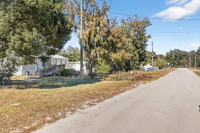 Photo 9 of 149 Sportsman Rd, Satsuma, FL 32189, photographed by Megapixeler